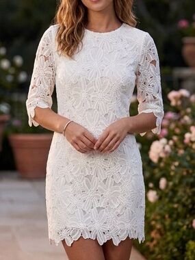 Wells Grace White Embroidered Floral Lace Sheath Dress. Size M